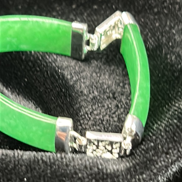 #29 Vintage 925 Silver & Jade Bracelet, 7 1/4" Safety Clasps - Picture 8 of 8